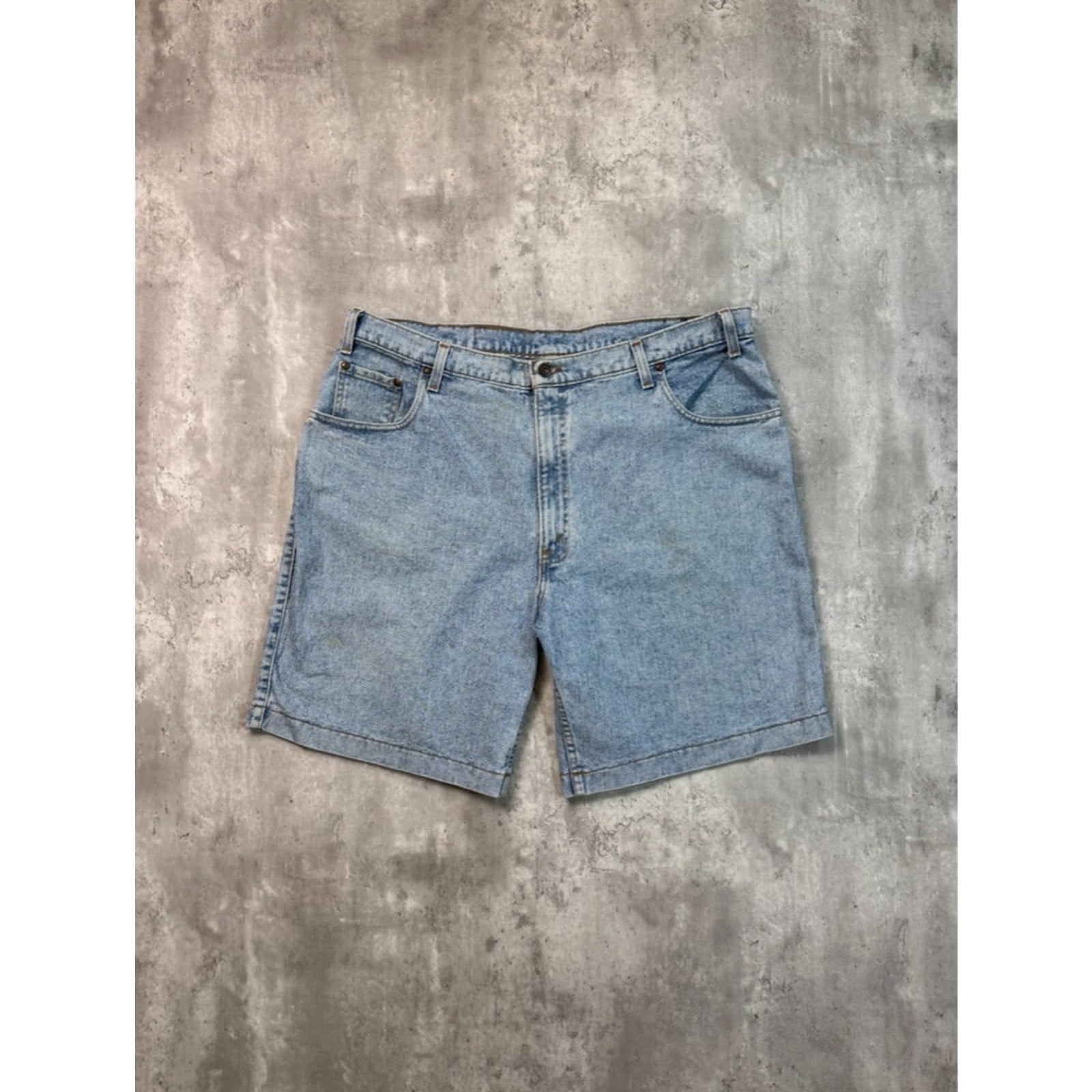 Vintage Levis 545 Brown Tab Light Wash Denim Shorts Size 41