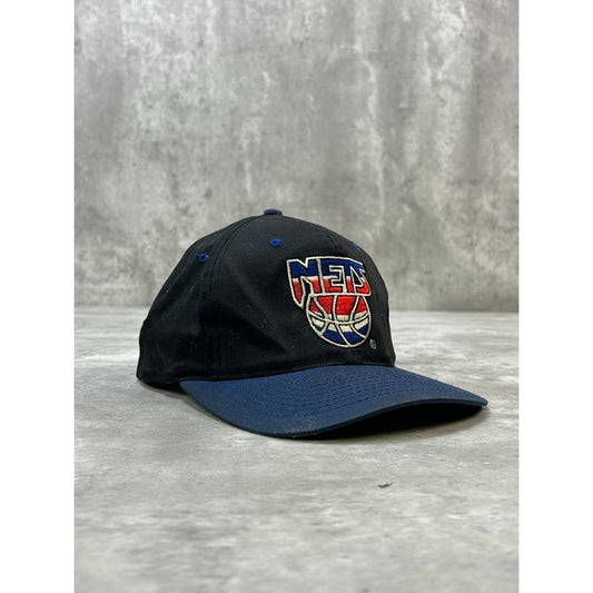 Vintage 90s Brooklyn Nets NBA Embroidered Logo Basketball Snapback Hat OSFA