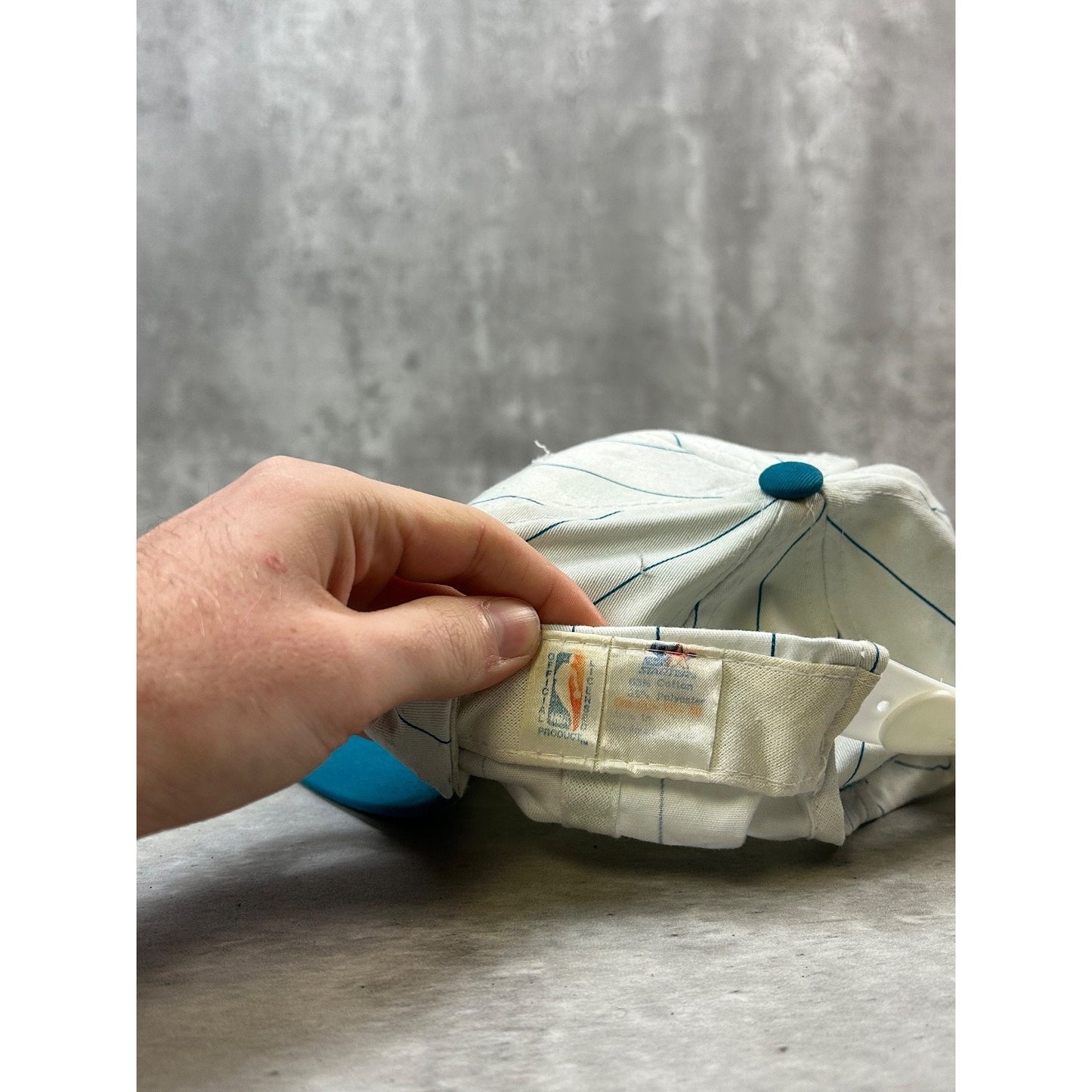 VTG 90s Charlotte Hornets NBA Pinstripe Starter Embroidered Snapback Hat OSFA