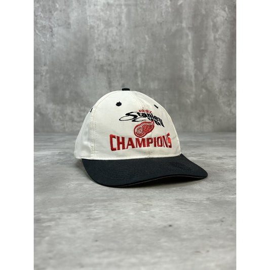 Vintage 1997 Detroit Red Wings NHL Stanley Cup Champs Snapback Hat OSFA