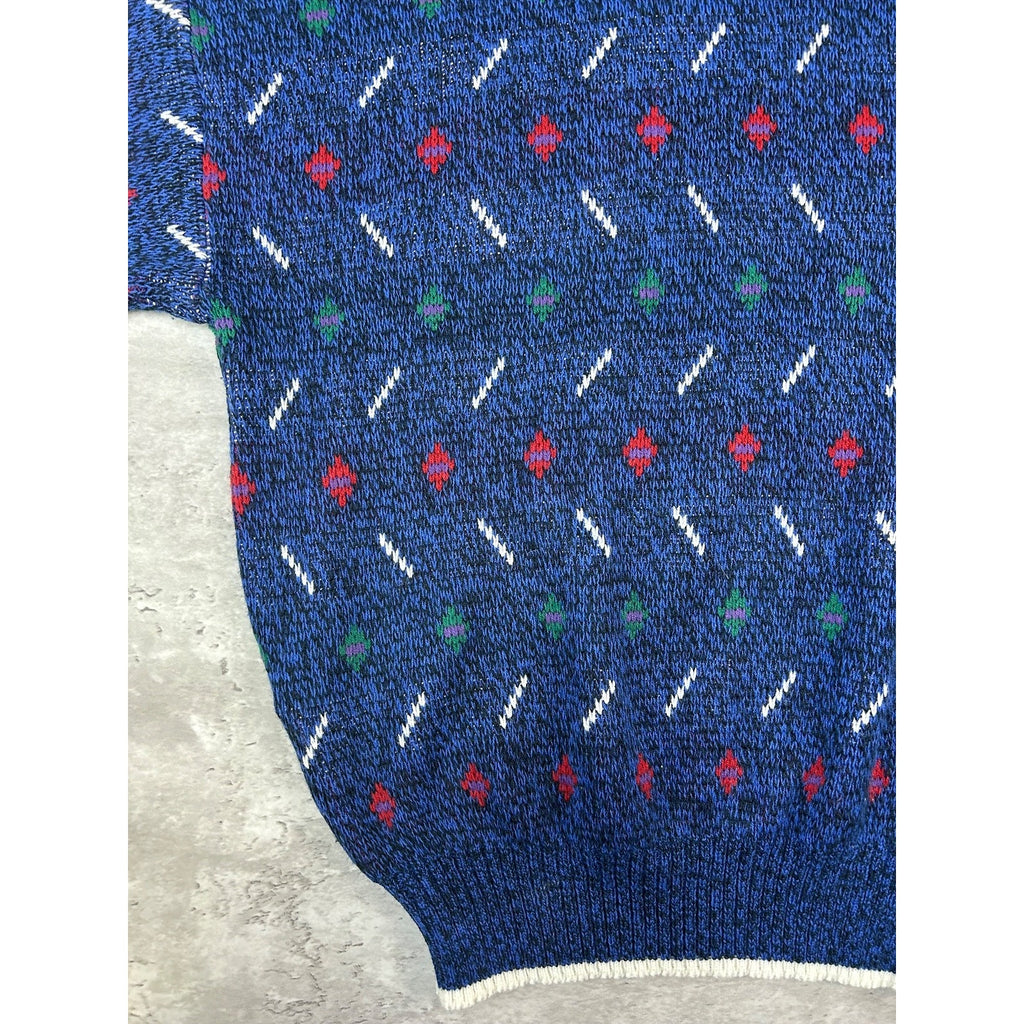 Vintage 90s Van Heusen Abstract Striped Pullover Knit Sweater Size Medium