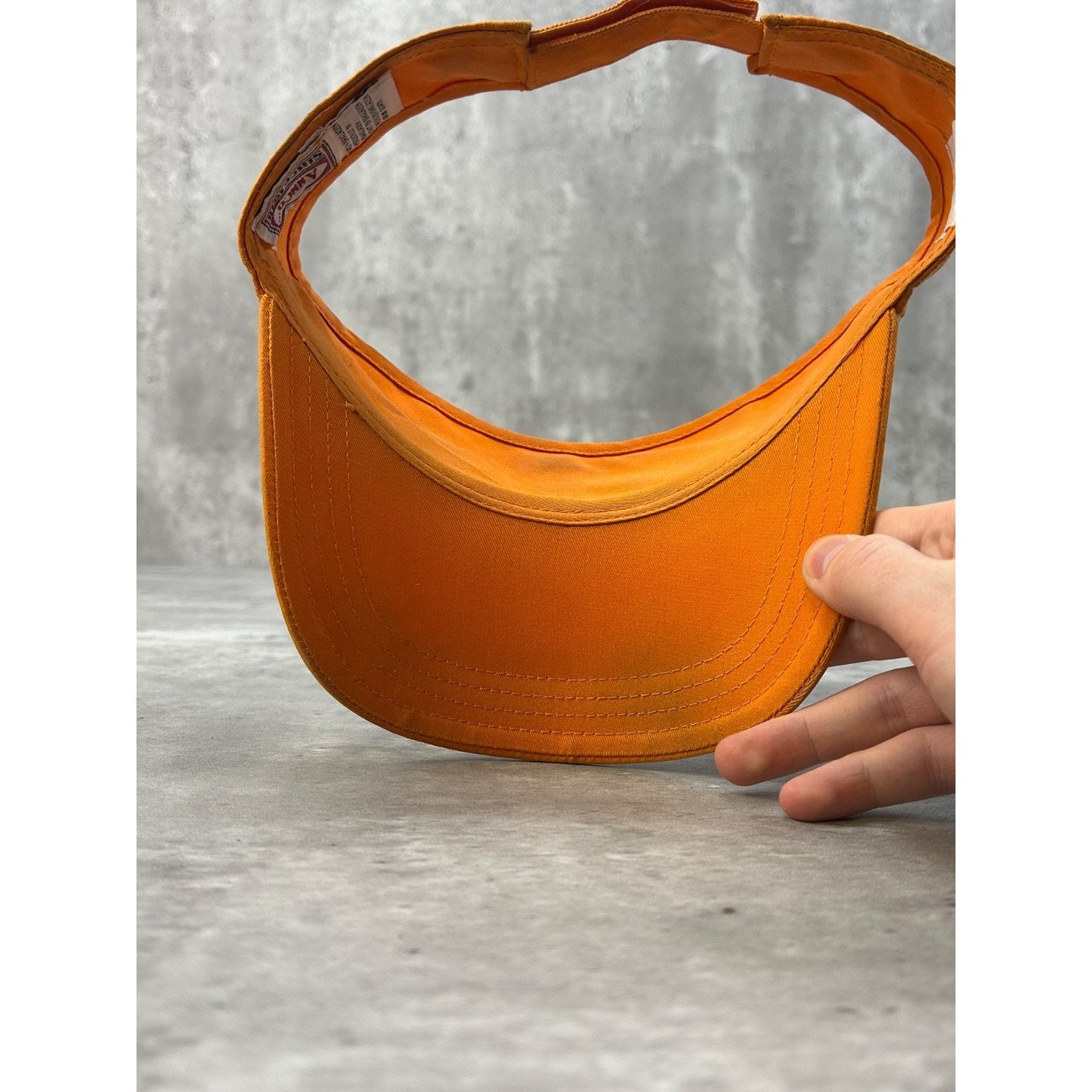 Vintage Tennessee Volunteers NCAA Embroidered Logo Strapback Visor OSFA