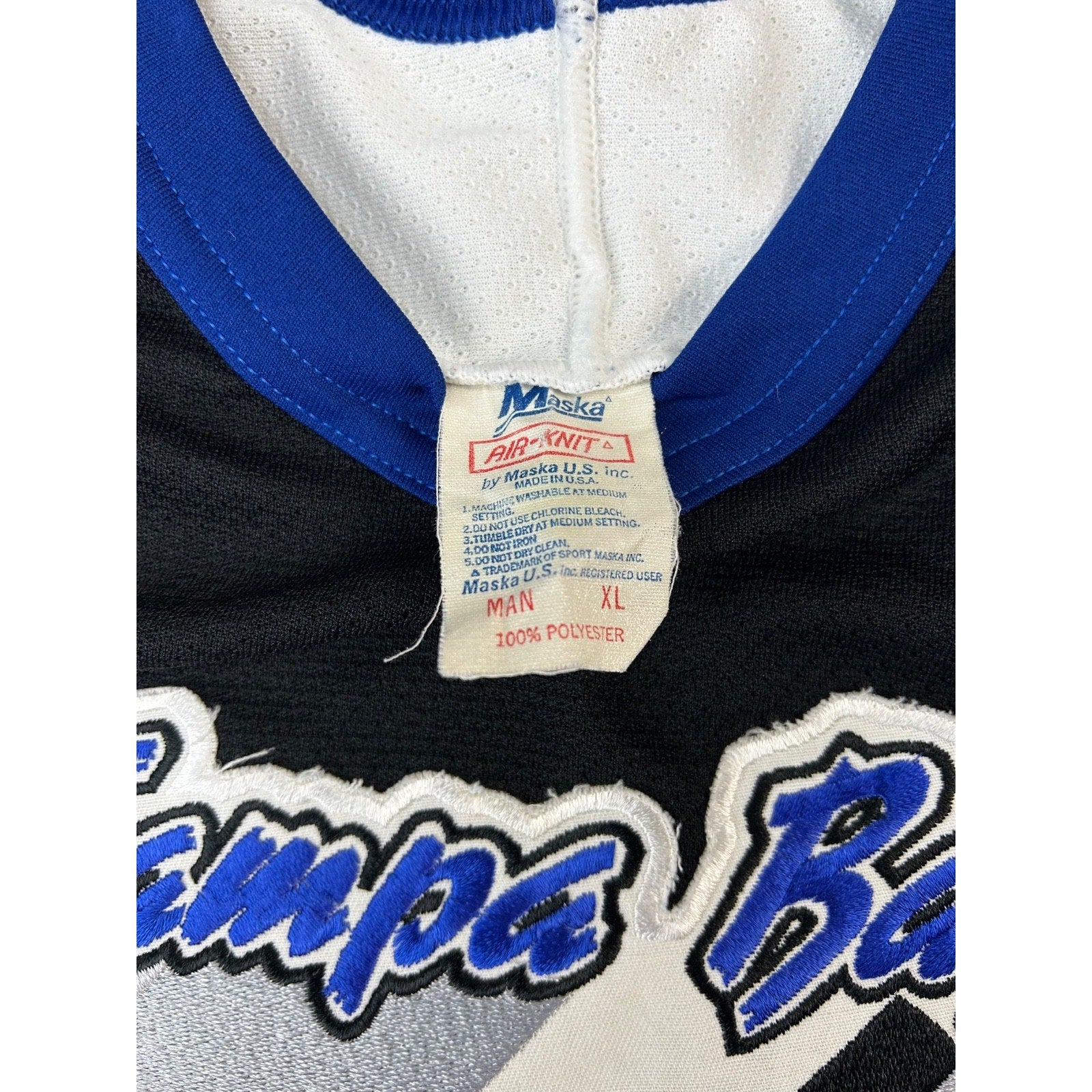 Vintage 90s Tampa Bay Lightning NHL Stitched CCM Maska Hockey Jersey Size XL