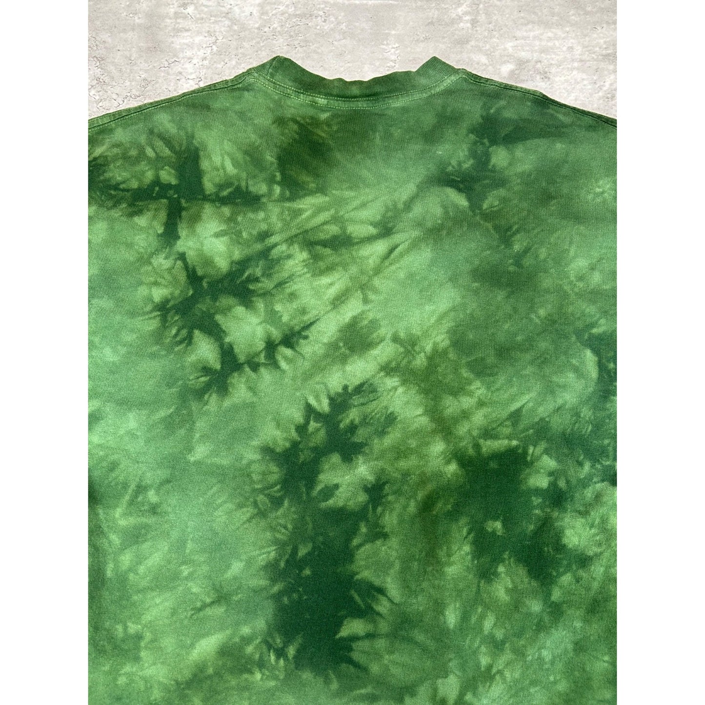 Vintage 2004 Mountain Mystical Landscape Nature Graphic Tye Dye T-Shirt Sz Large