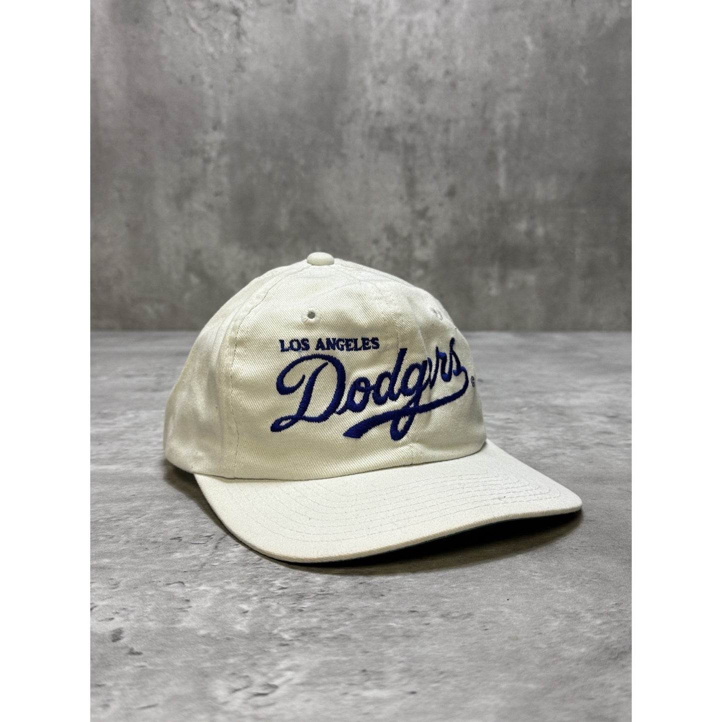 Vintage 90s Los Angeles Dodgers MLB Embroidered Spellout Snapback Hat OSFA