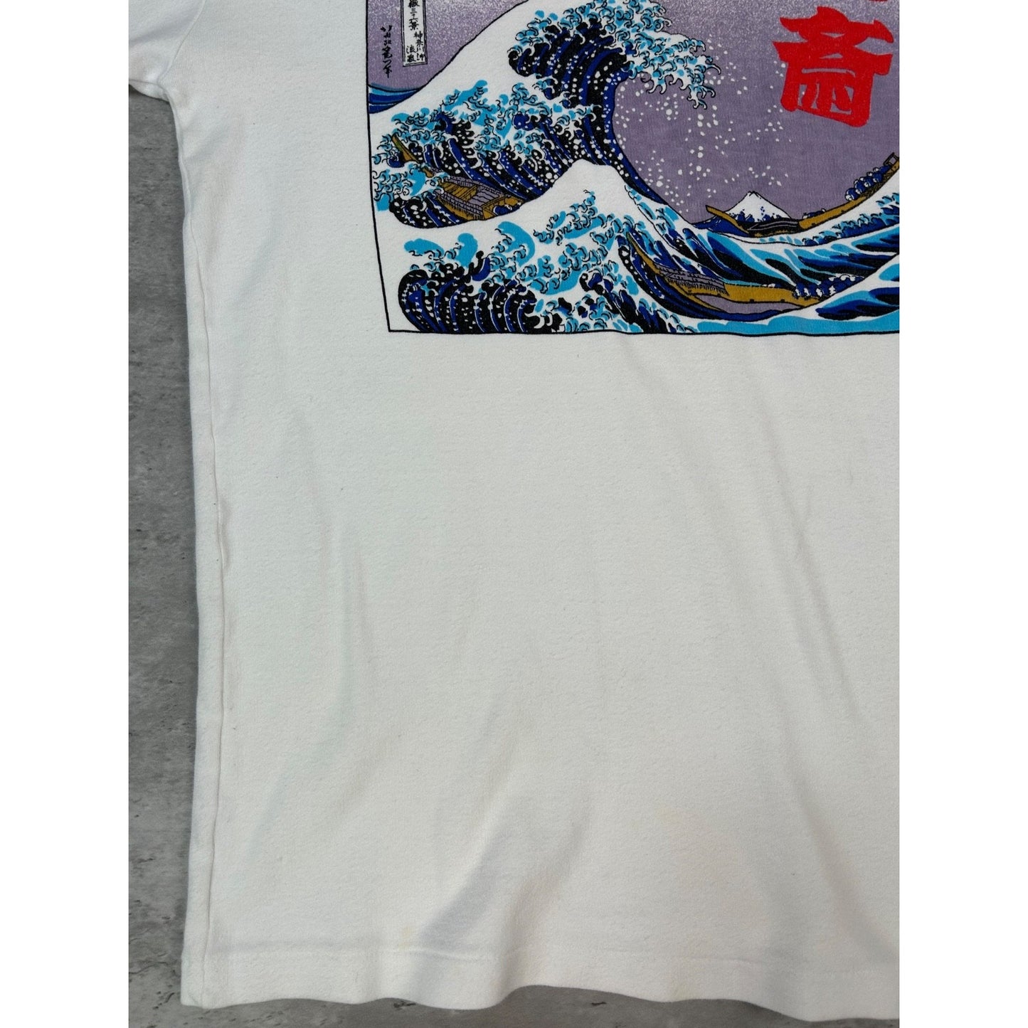 Vintage Kocolo The Great Wave of Kanagawa Graphic T-Shirt Size Large White