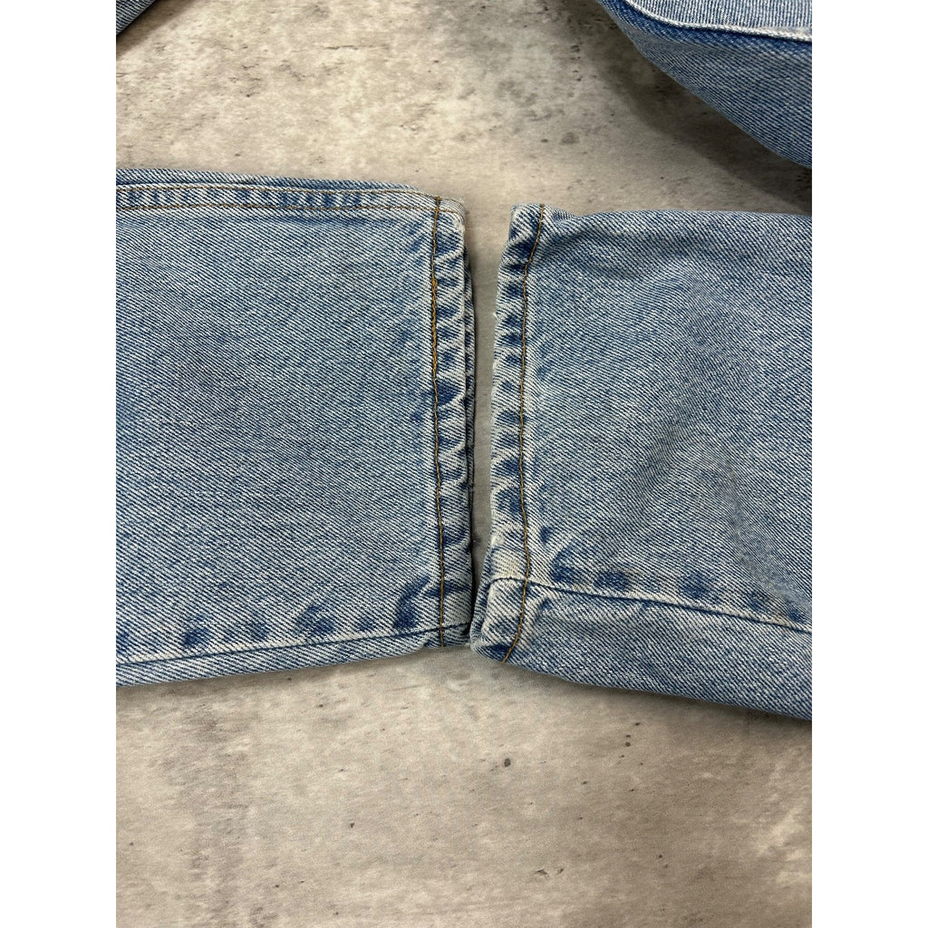 Vintage 90s Levis 560 Red Tab Loose Fit Light Wash Denim Pants Size 31 Blue
