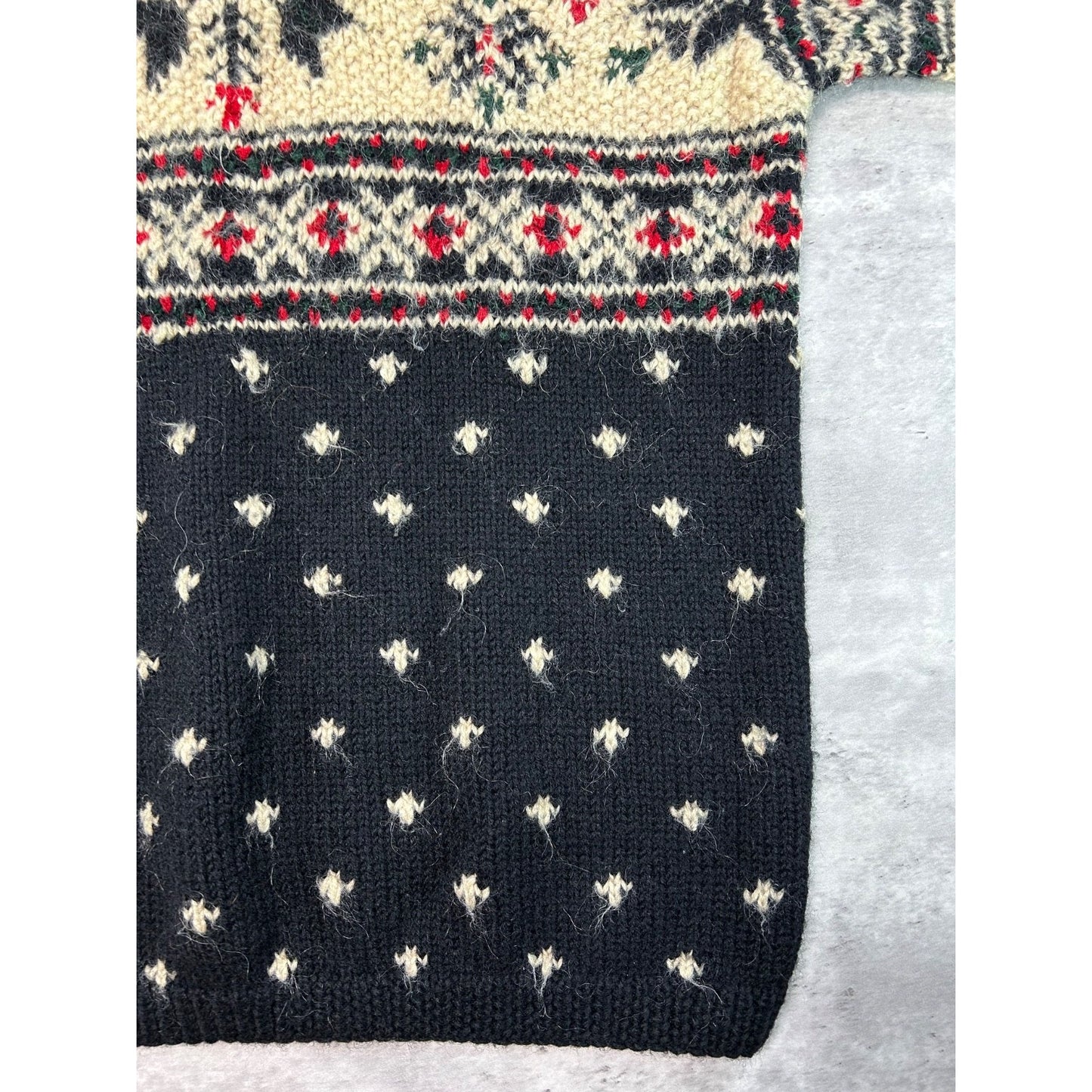Vintage 80s/90s Snowflake Print Pullover Turtleneck Sweater Size Large