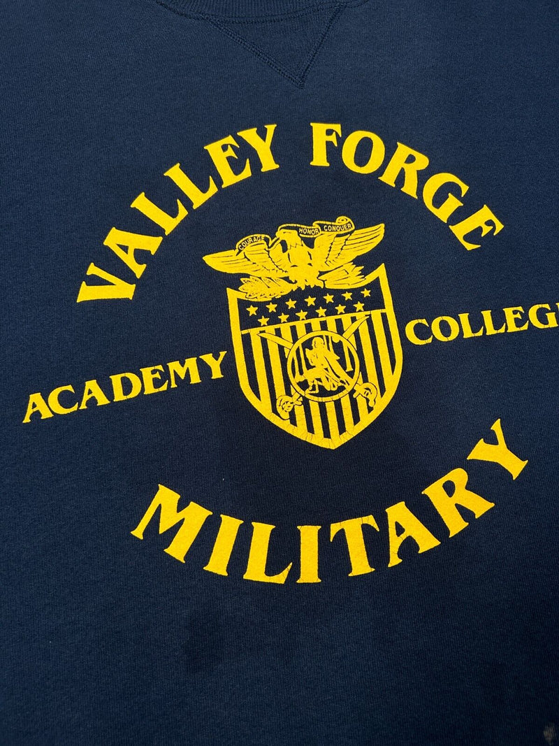 Vintage Russell Athletic Valley Force Military Academy Crest T-Shirt Size Large