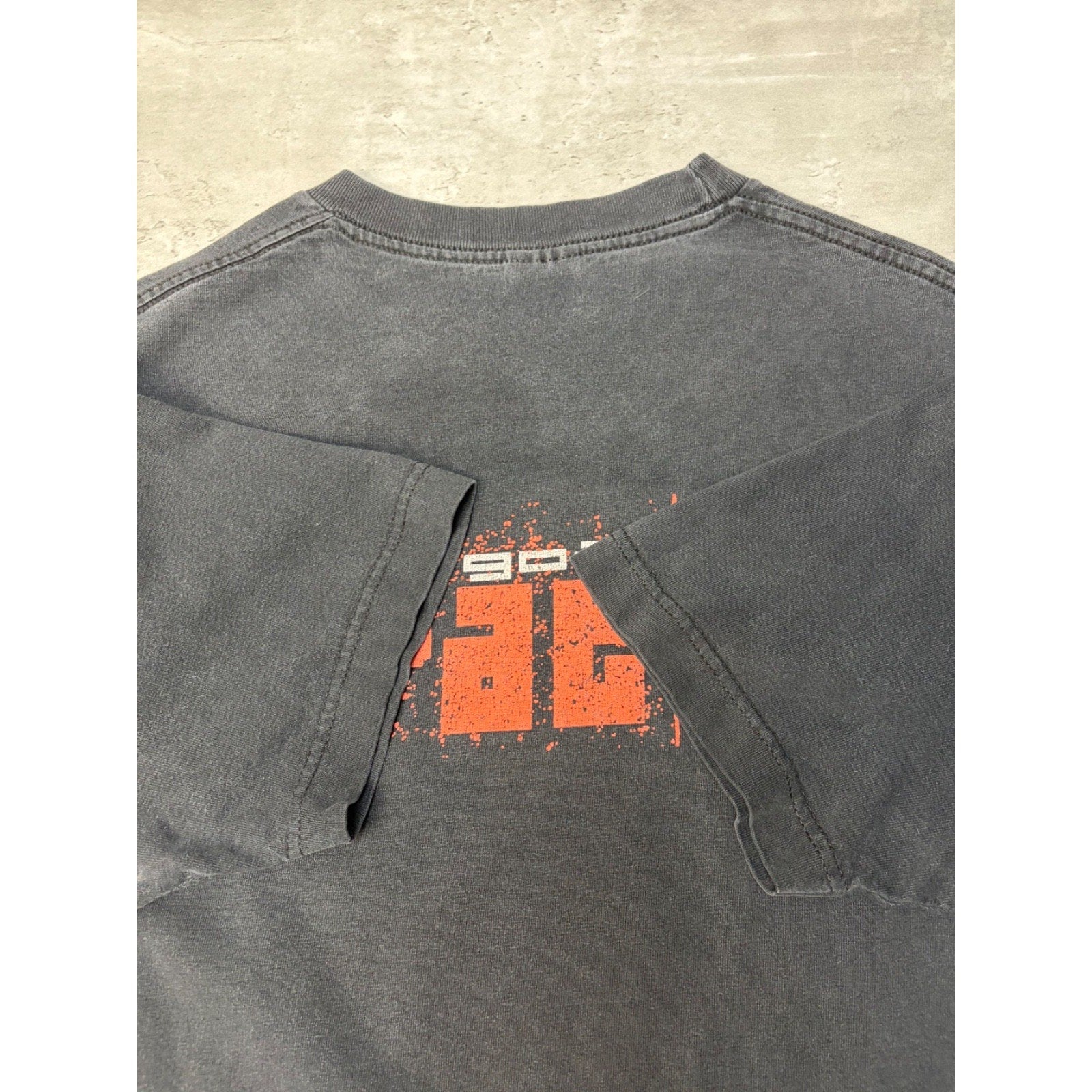 Vintage 2001 U2 The Goal Is Elavation Pop Rock Music Band T-Shirt Size Medium