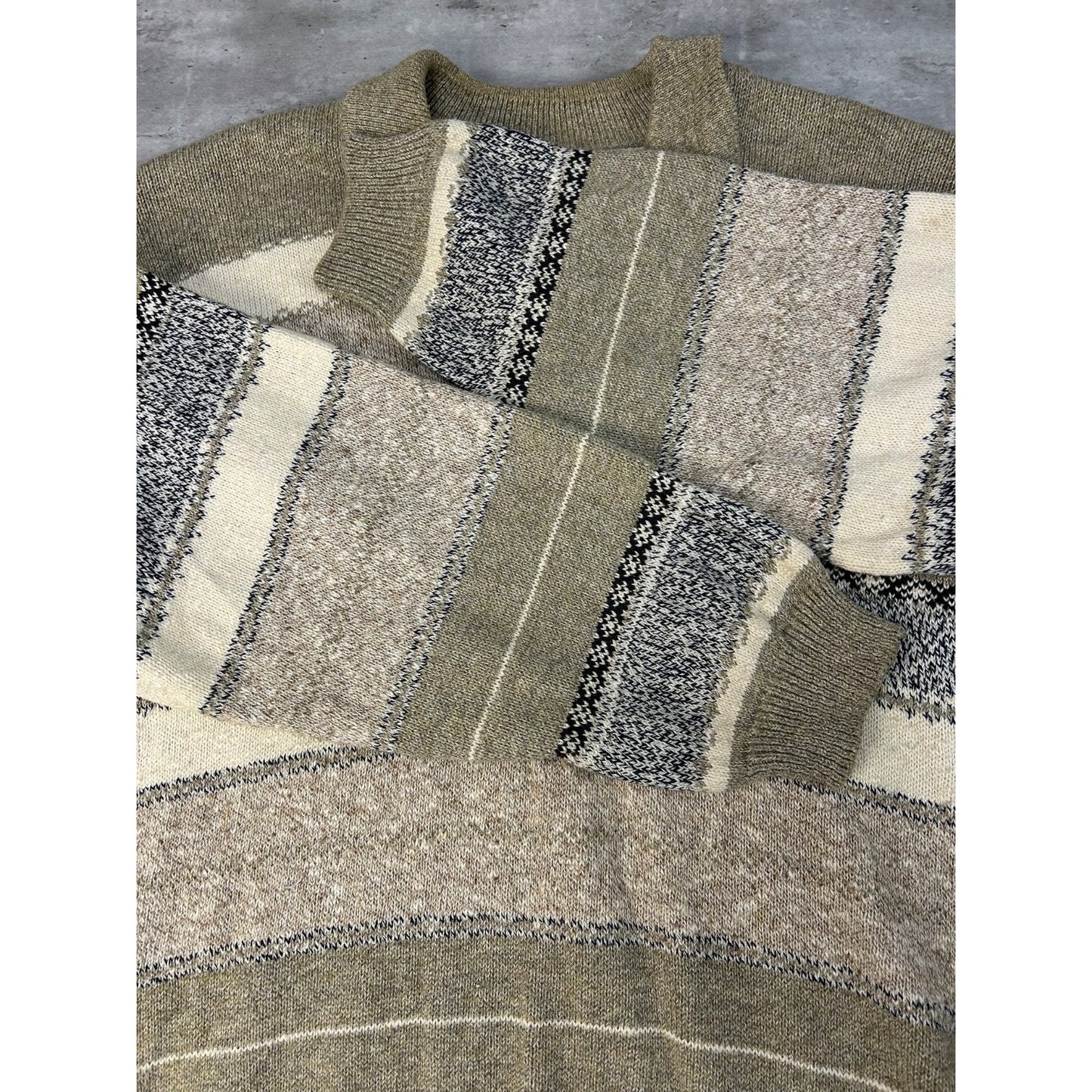 Vintage 90s Great Lakes Country Abstract Striped Collared Sweater Size Medium