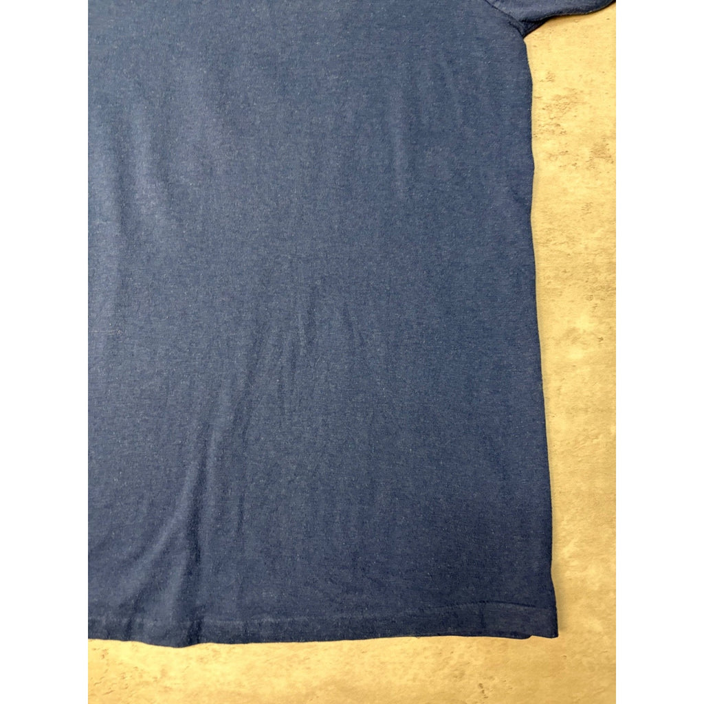 Vintage Whistler British Columbia Skiing Graphic Destination T-Shirt Size Large