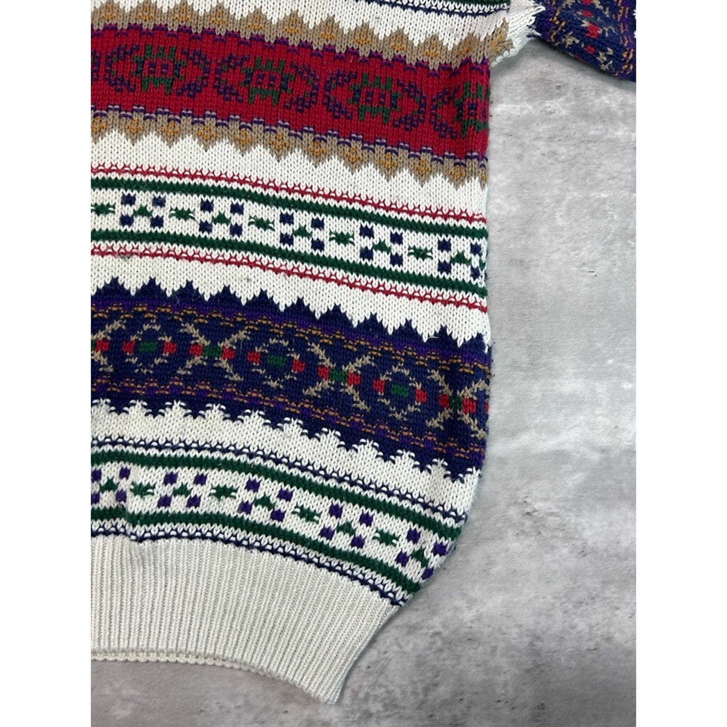 Vintage 90s Knights Of Round Table Abstract Striped Knit Sweater Size Large