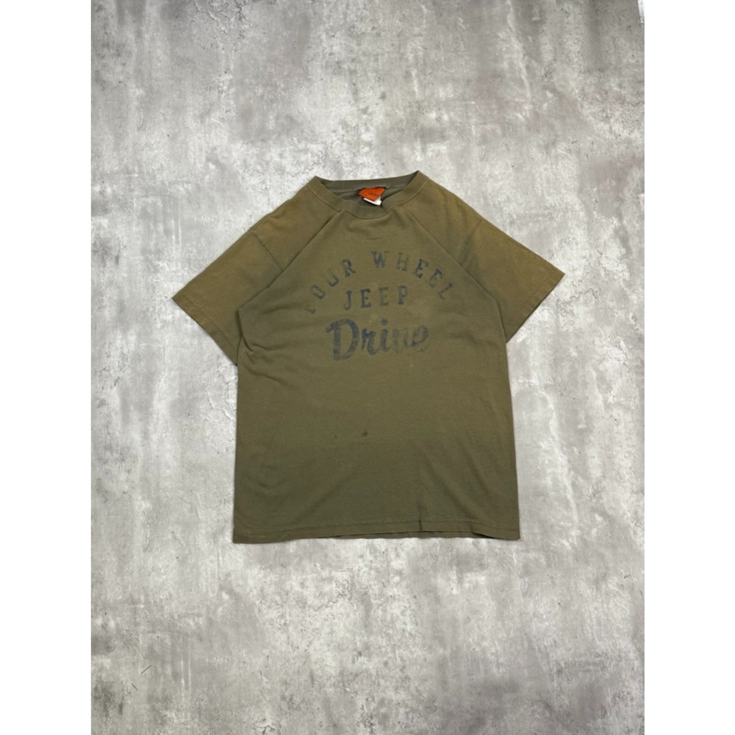 Vintage Jeep Four Wheel Drive Graphic Spellout Car T-Shirt Size Medium Green