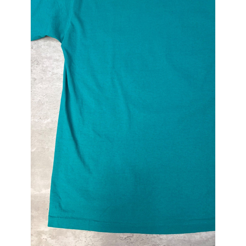 Vintage 90s Miami Dolphins NFL Spellout Graphic Football T-Shirt Size Large