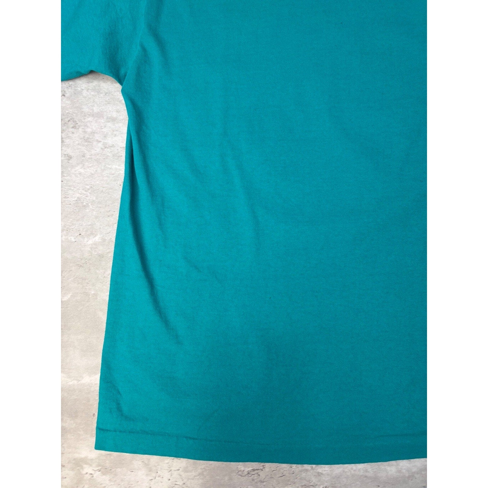 Vintage 90s Miami Dolphins NFL Spellout Graphic Football T-Shirt Size Large
