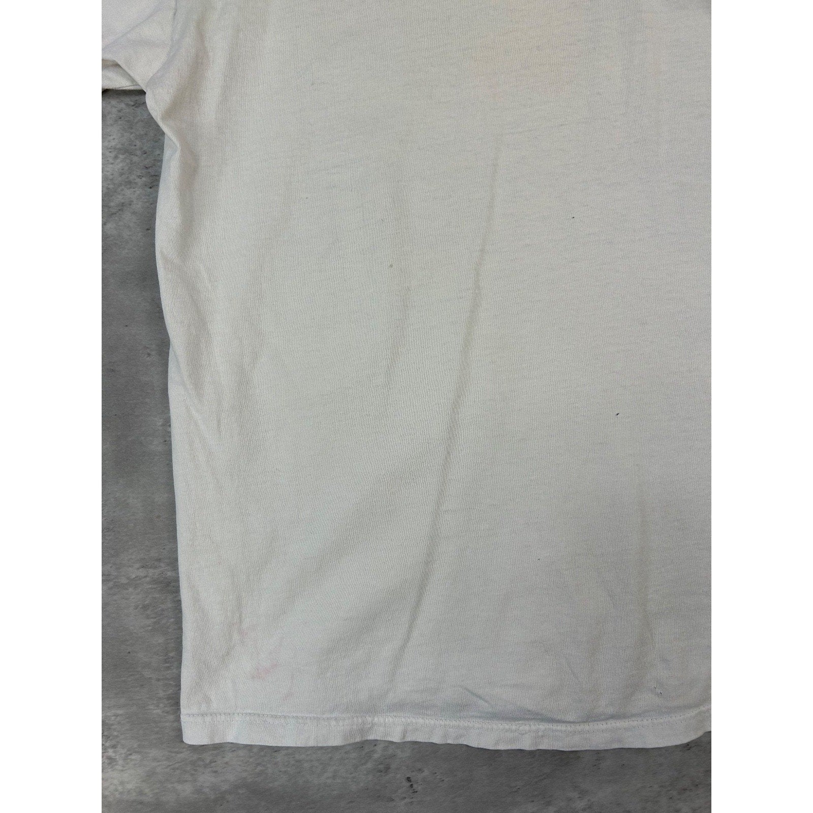 Vintage 90s Hokusai The Great Wave Art Graphic T-Shirt Size Large White