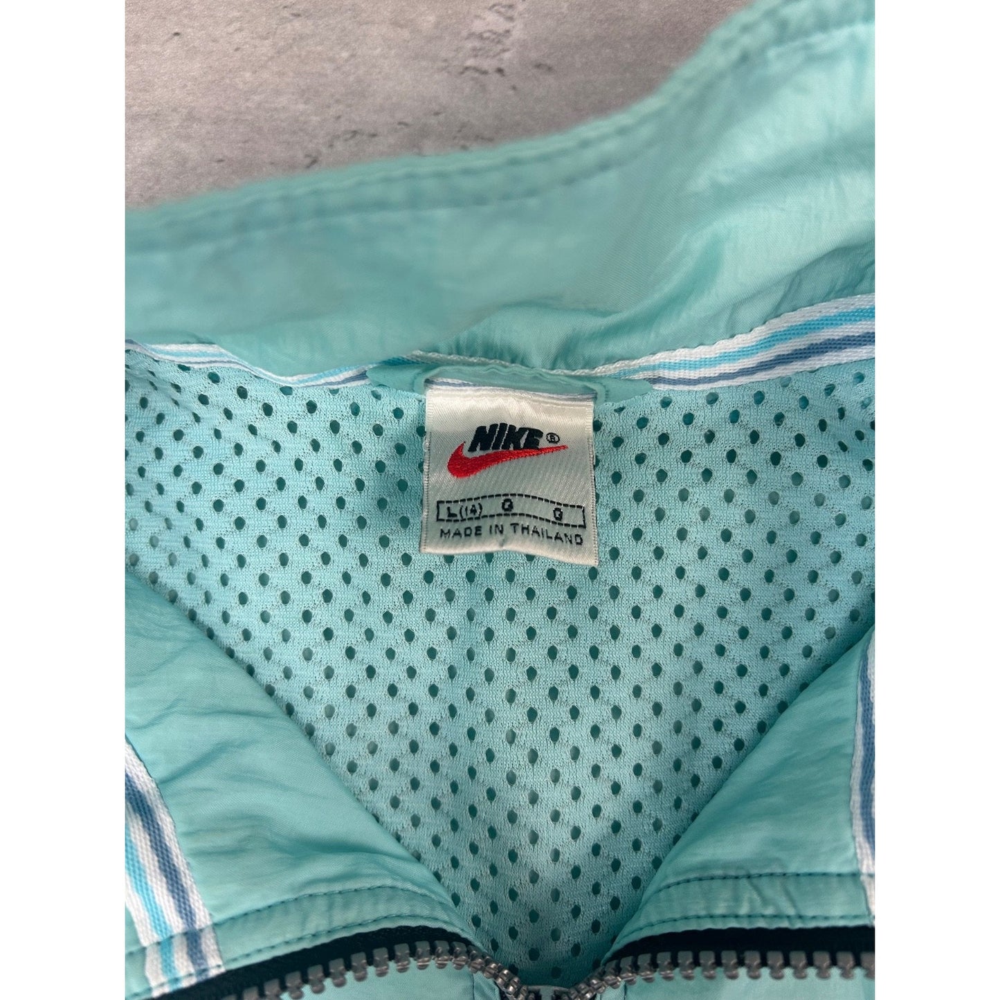 Vintage 2000s YOUTH Nike Embroidered Swoosh Nylon Windbreaker Jacket Size Large