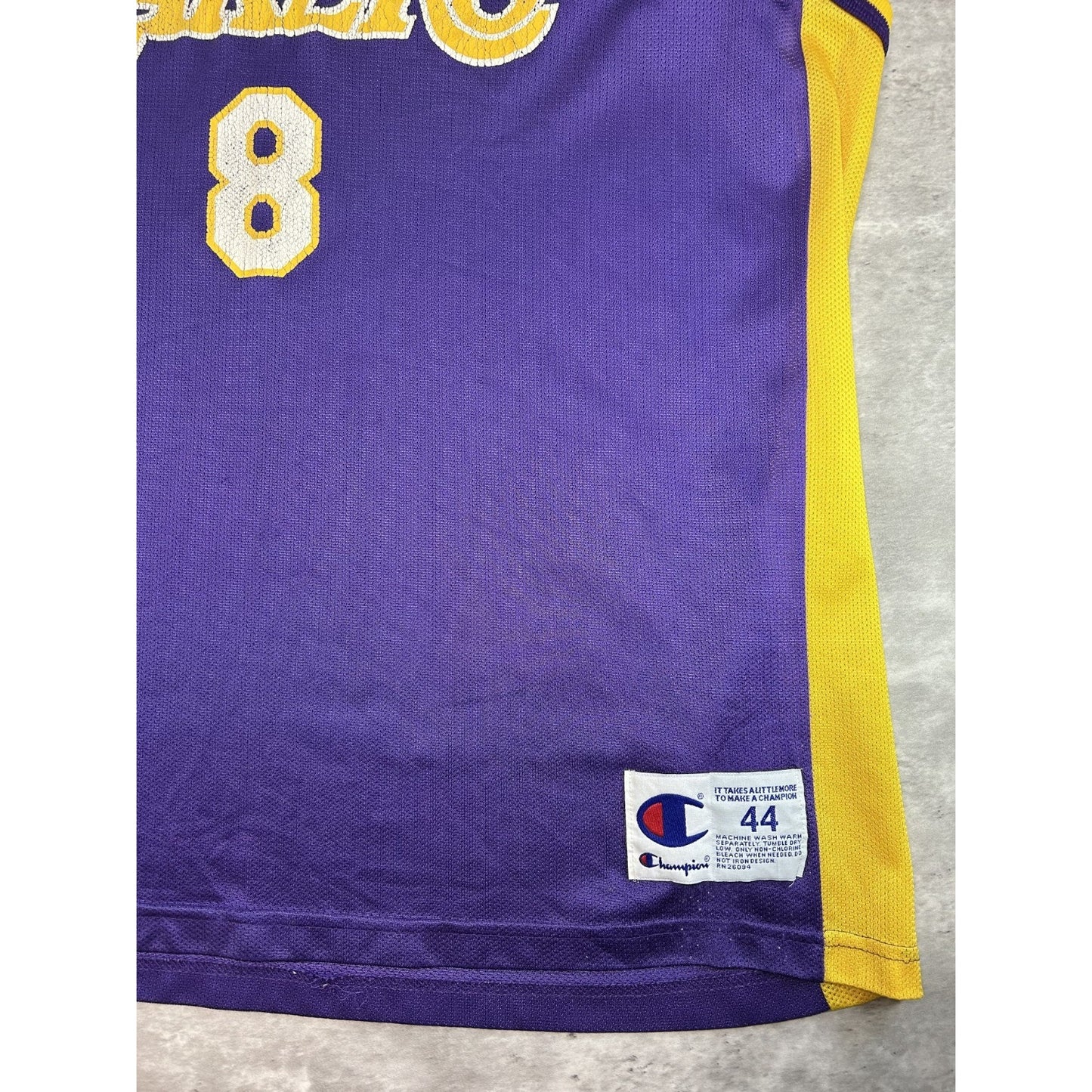 Vintage Kobe Bryant #8 Los Angeles Lakers NBA Champion Jersey Size XL