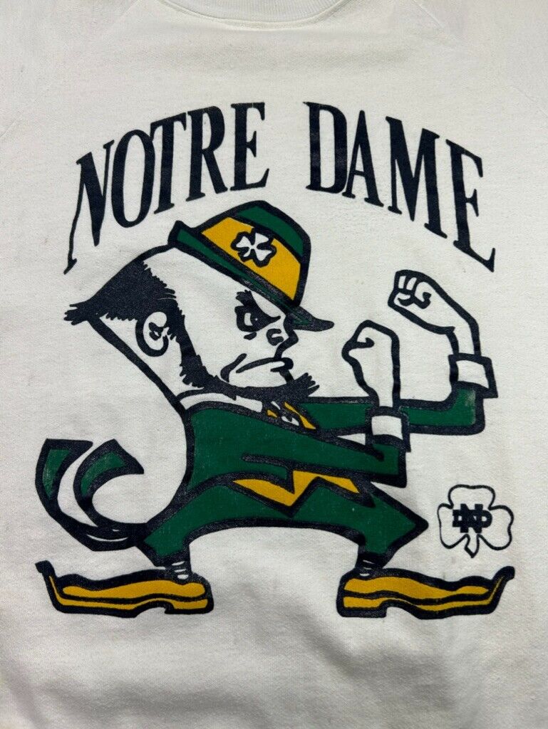 Vintage 80s/90s Notre Dame Fighting Irish NCAA Graphic Sweatshirt Size Medium