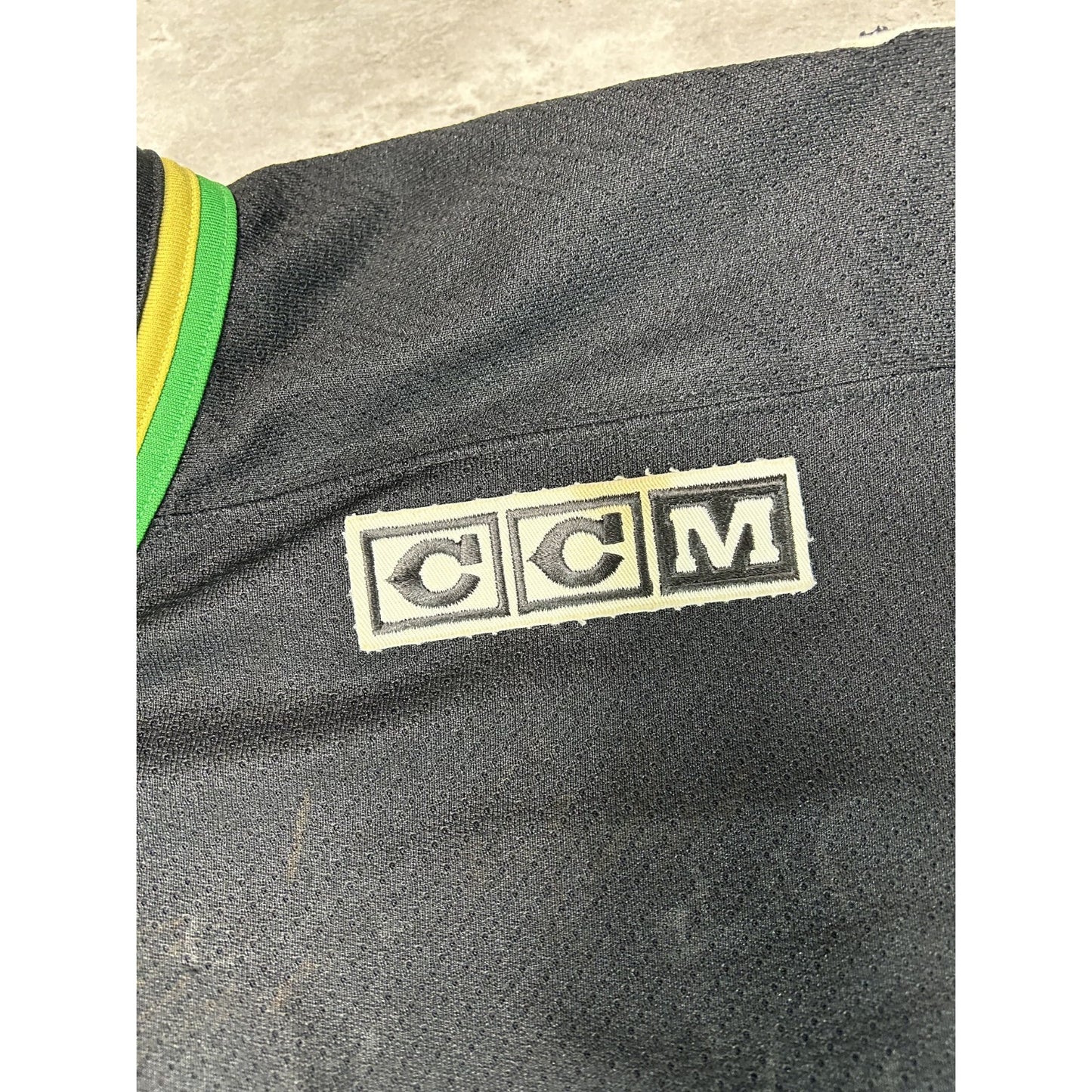 Vintage London Knights OHL Stitched CCM Hockey Jersey Size Large Black