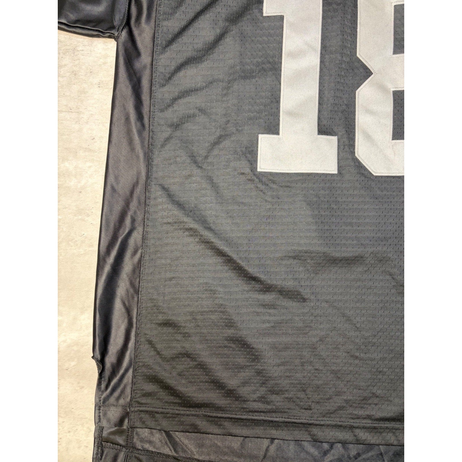 Vintage Randy Moss #18 Oakland Raiders NFL Reebok Football Jersey Size Large