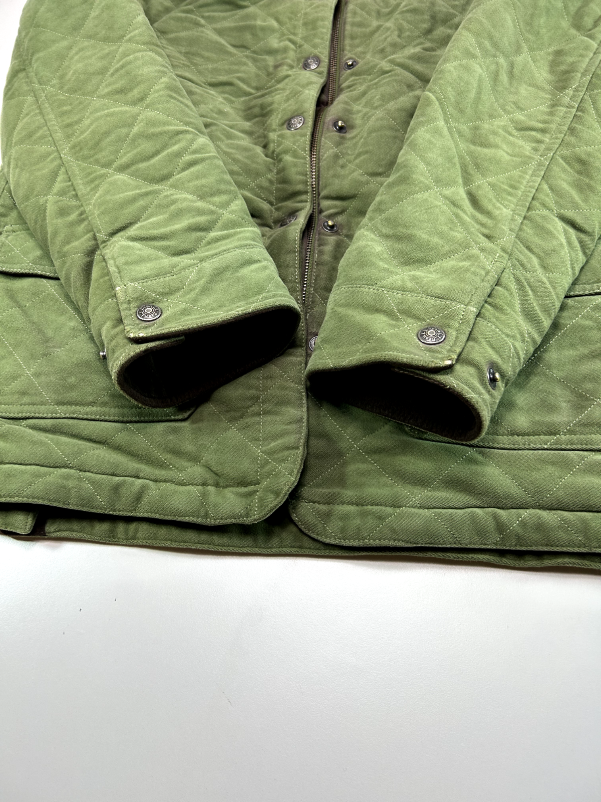 L.L. Bean Plaid Lined Quilted Multi Pocket Hunting Jacket Size Medium Green