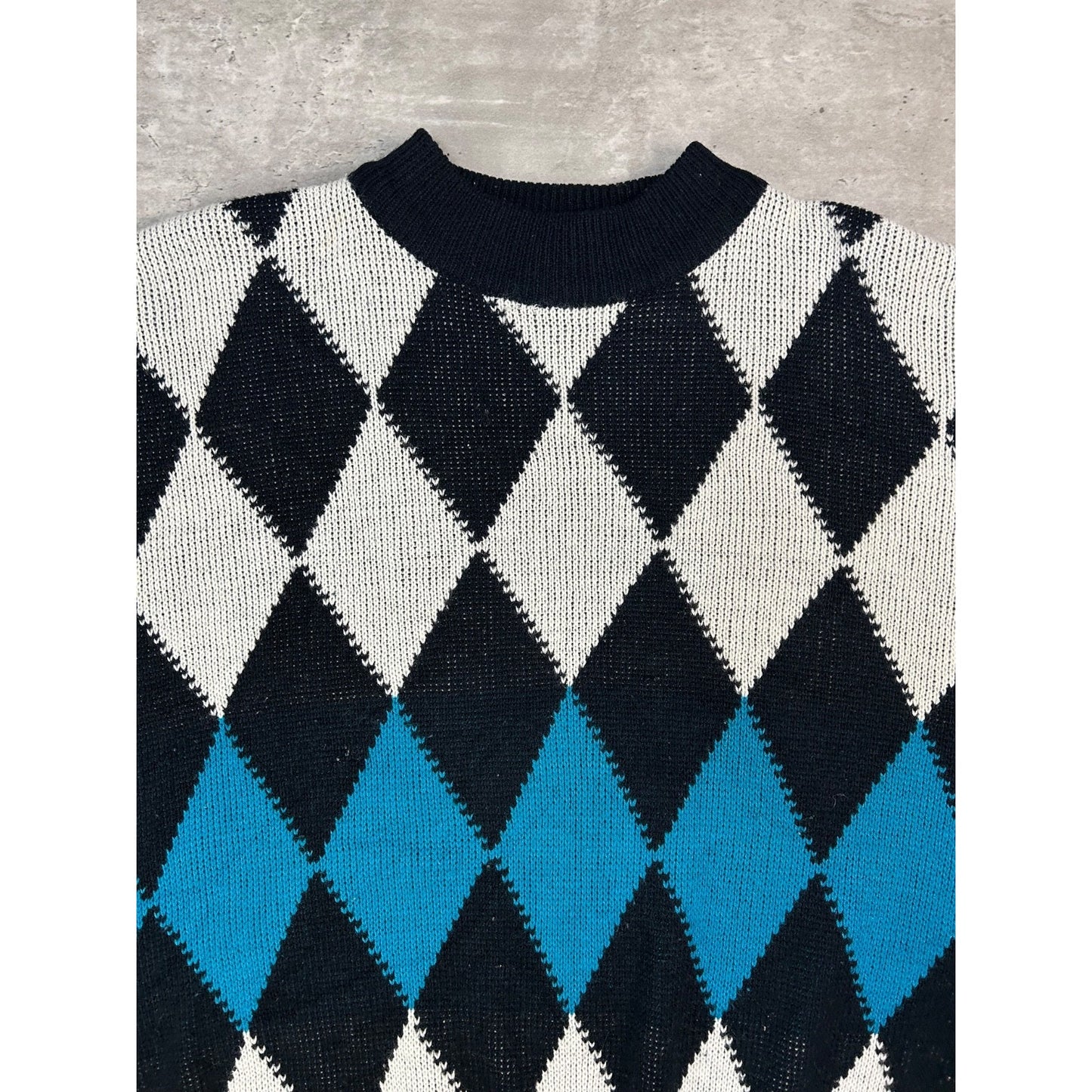 Vintage 80s/90s Yes Diamond Print Pullover Ribbed Knit Sweater Size Medium