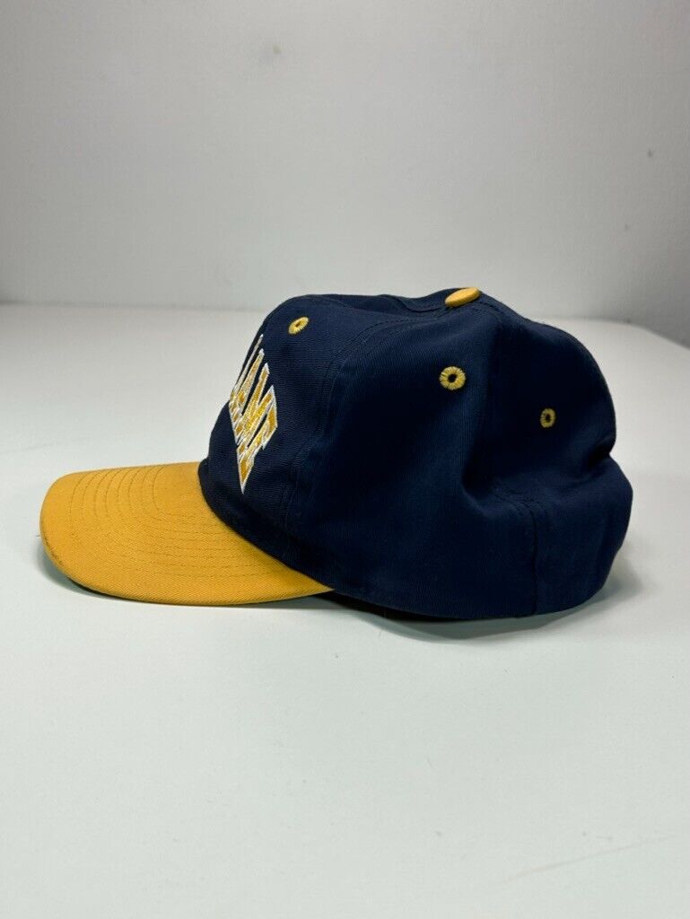 Vintage 90s Notre Dame Fighting Irish NCAA Arc Block Spell Out Snapback Hat OSFA