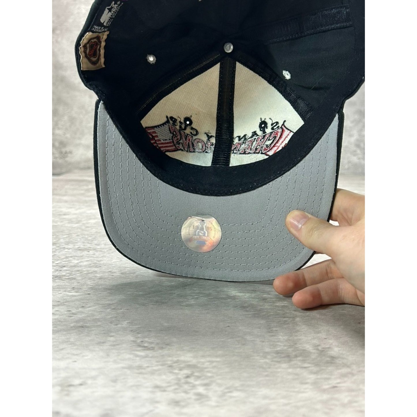 Vintage 1995 New Jersey Devils NHL Stanley Cup Champs Starter Snapback Hat OSFA