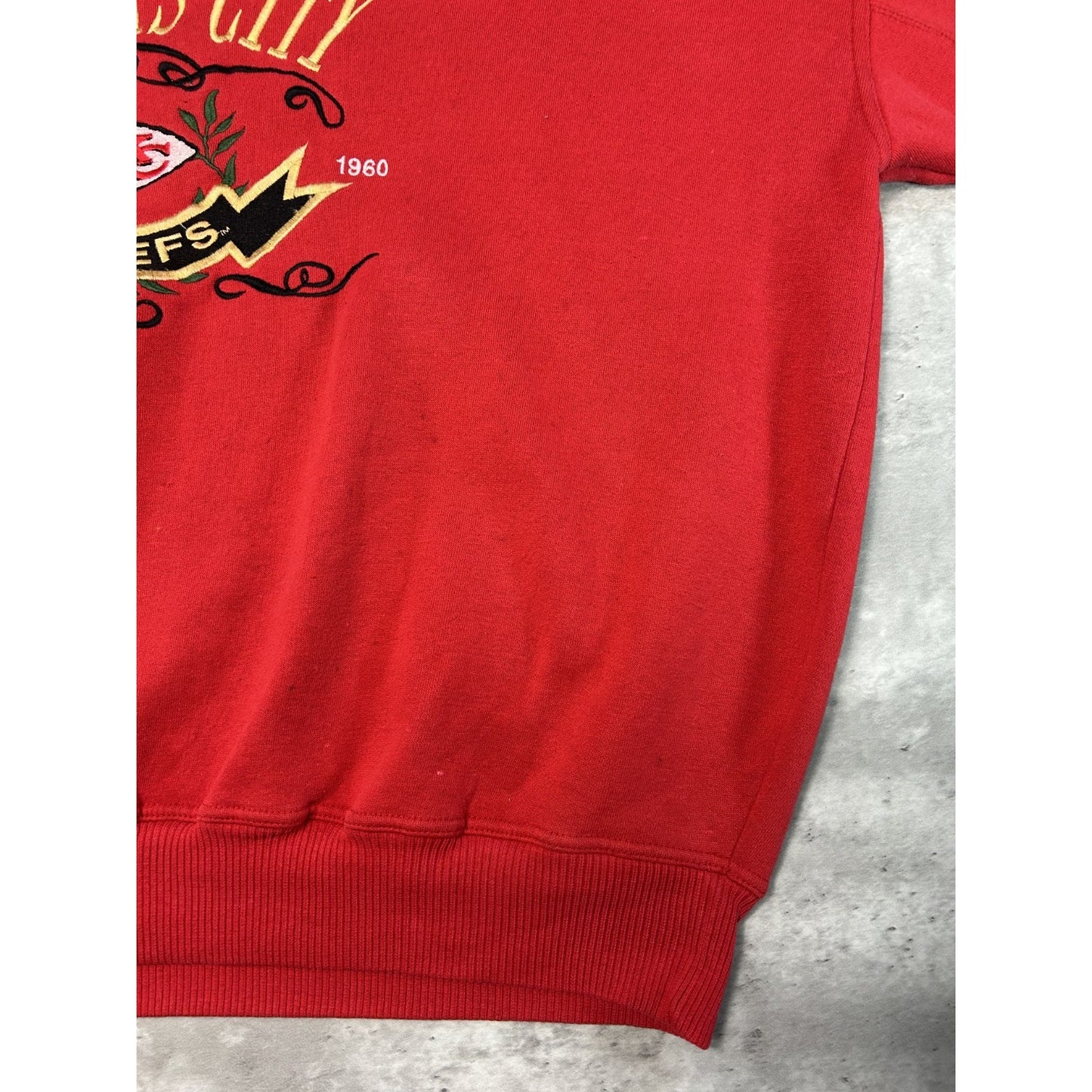 Vintage 90s Kansas City Chiefs NFL Embroidered Logo Football Sweatshirt Size XL