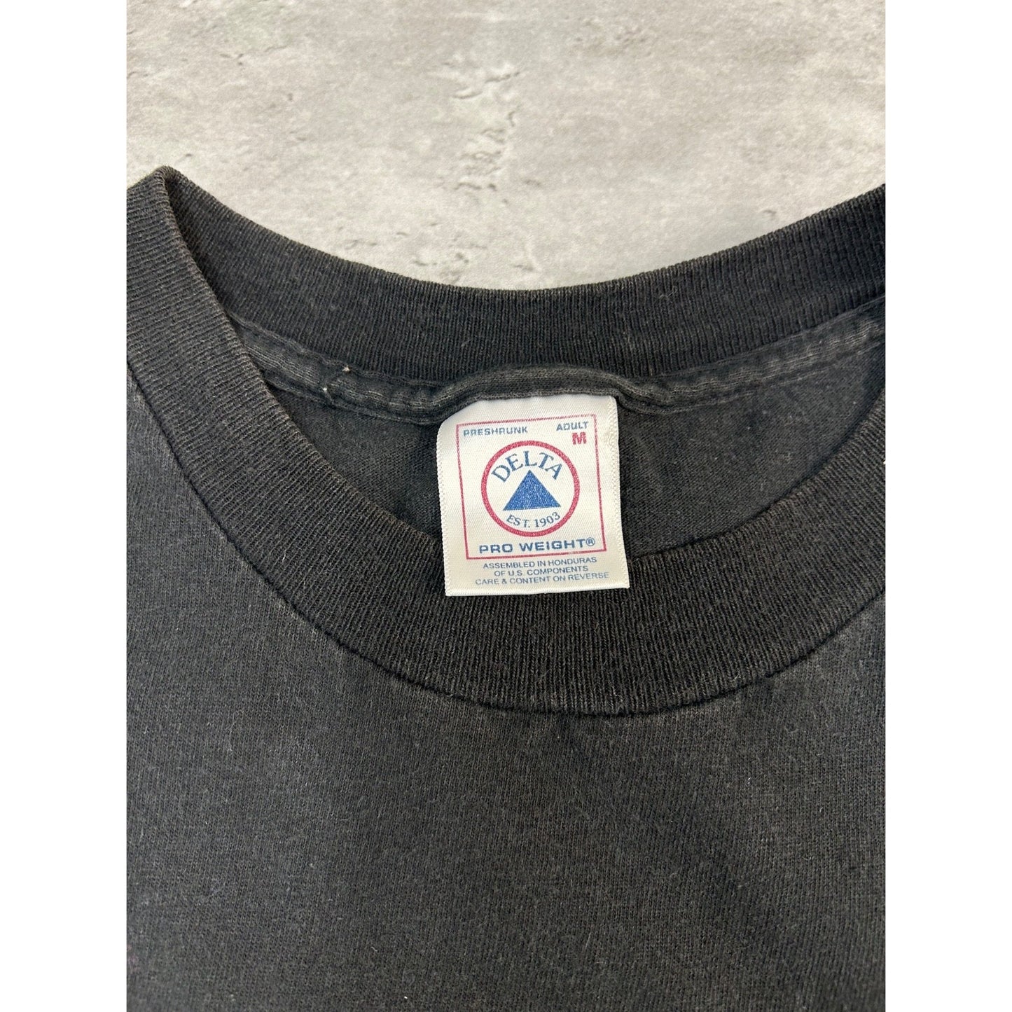 Vintage 90s Bettie Page Devil Girl Graphic Sleeveless Cut Off T-Shirt Sz Medium