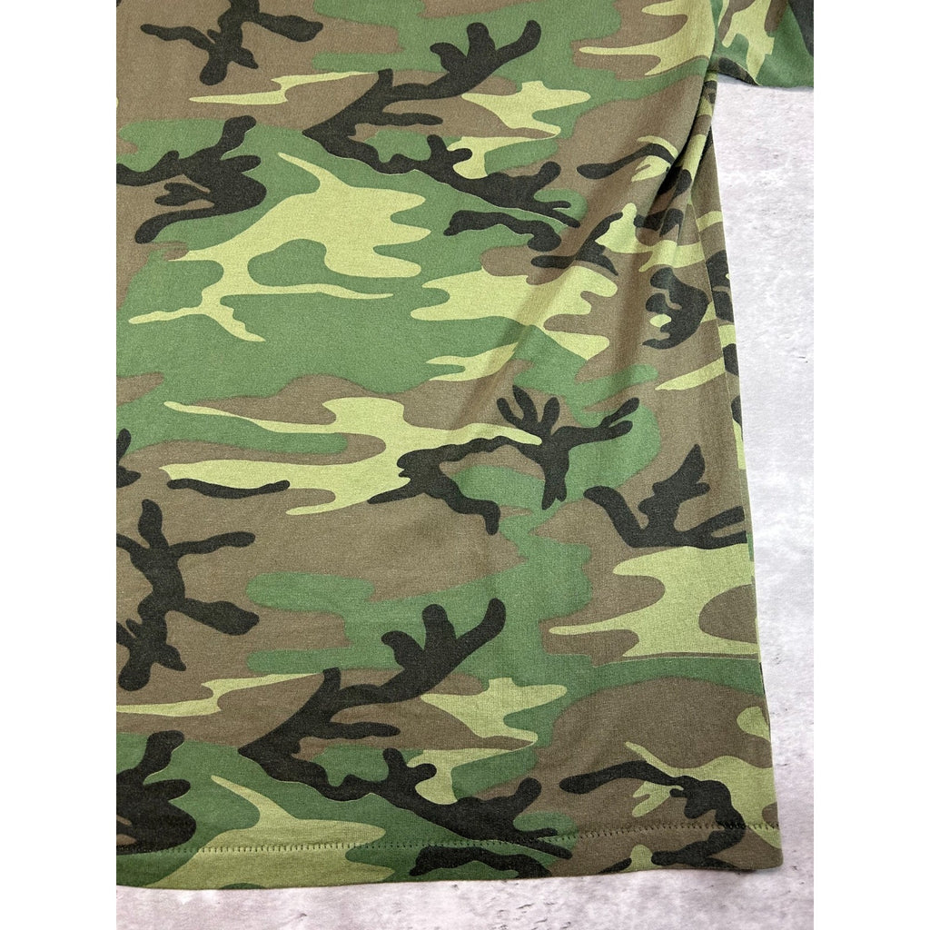 Vintage 80s Woodland Camo Hunting T-Shirt Size XXL