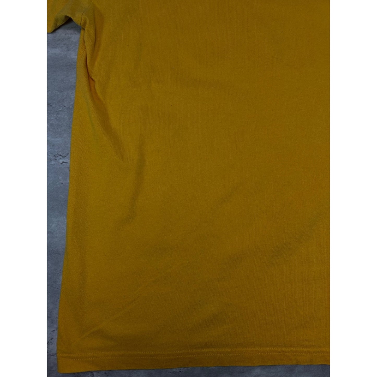 Vintage Y2K Southpole Graphic Spellout T-Shirt Size XL Yellow