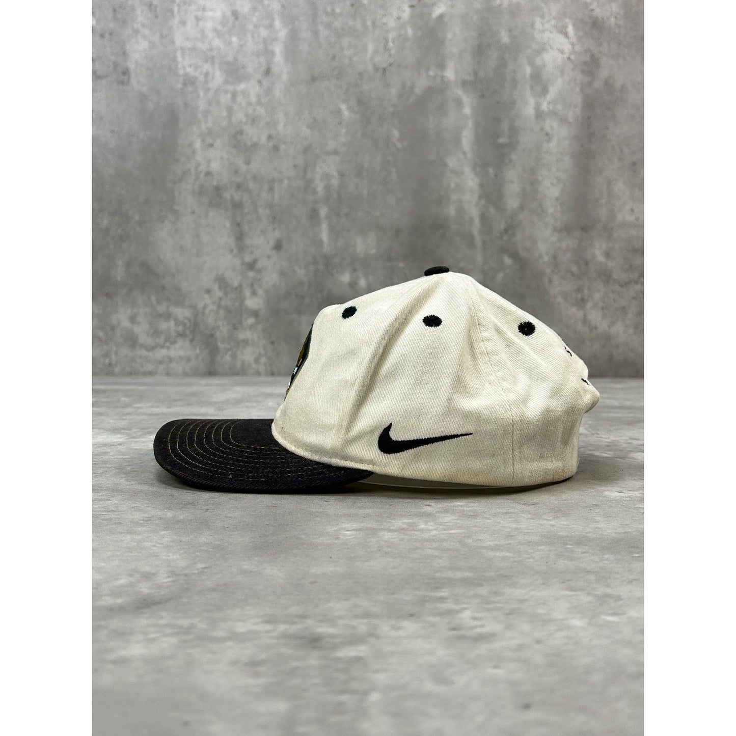 Vintage 90s Jacksonville Jaguars NFL Embroidered Logo Nike Snapback Hat OSFA