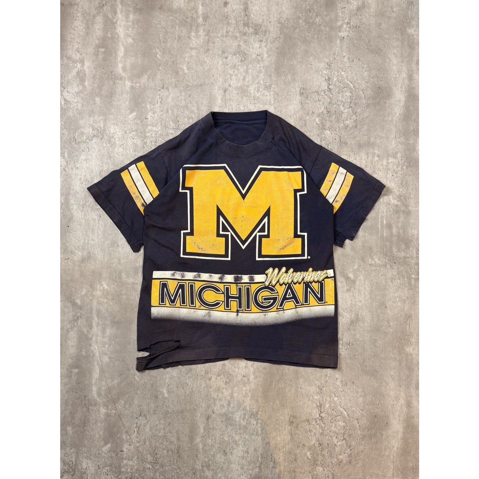 Vintage 90s Michigan Wolverines NCAA Jersey Style All Over Print T-Shirt Medium