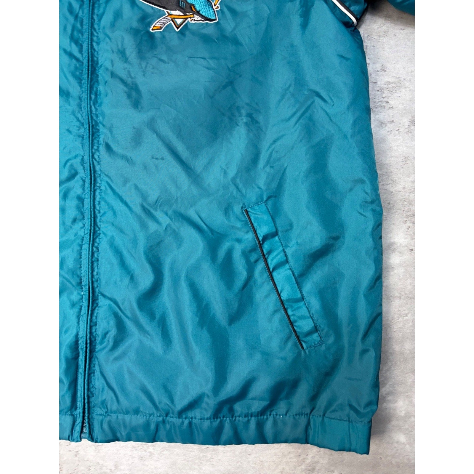 Vintage San Jose Sharks NHL Embroidered Logo Windbreaker Jacket Size Large