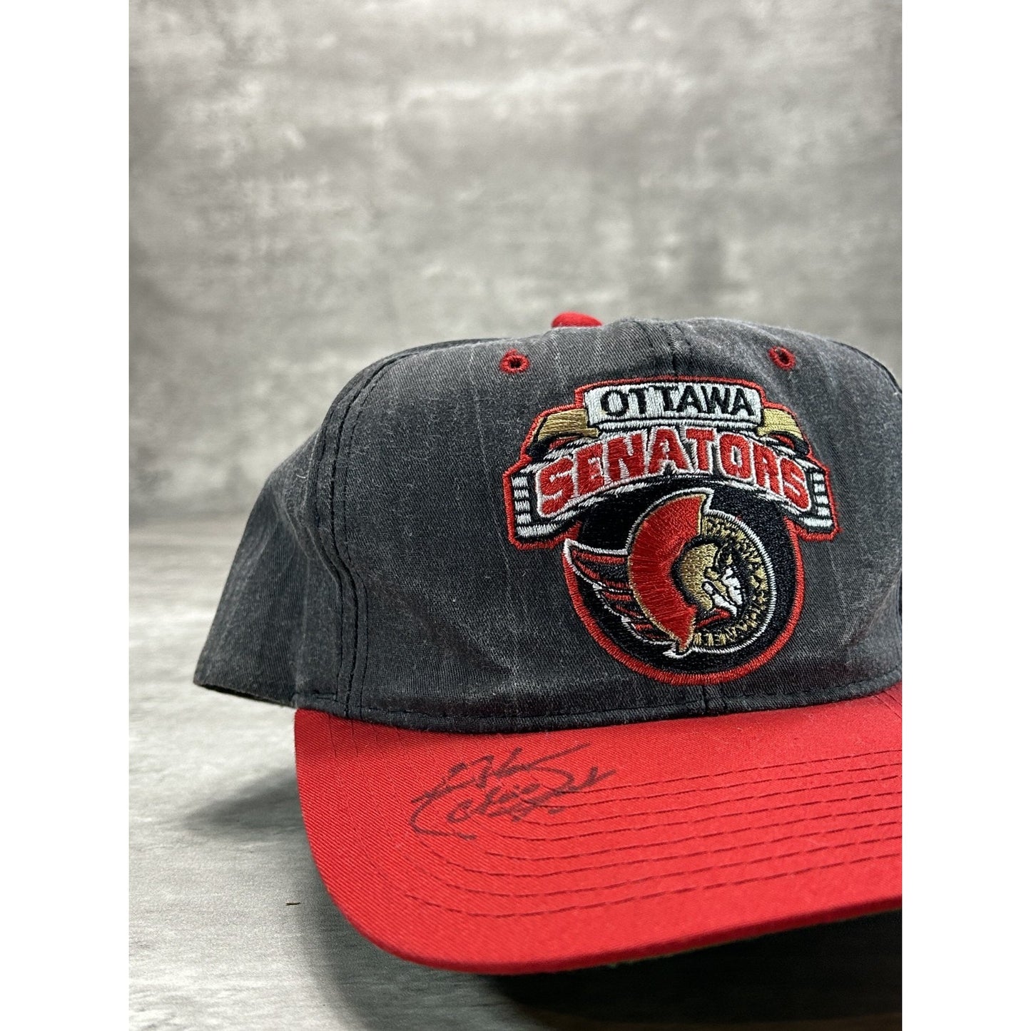 Vintage 90s Ottawa Senators NHL Embroidered Logo Starter Snapback Hat OSFA