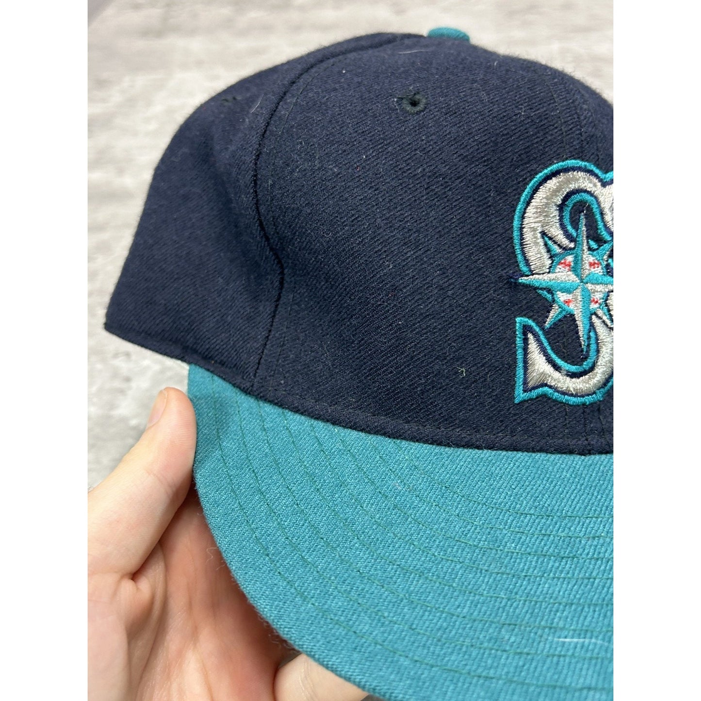 Vintage Seattle Mariners MLB Embroidered Logo Baseball Fitted Hat Size 7
