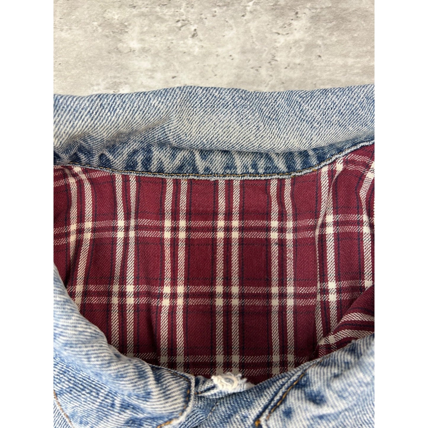 VTG 90s Levis Plaid Lined Red Tab Light Wash Denim Type 3 Trucker Jacket Size XL