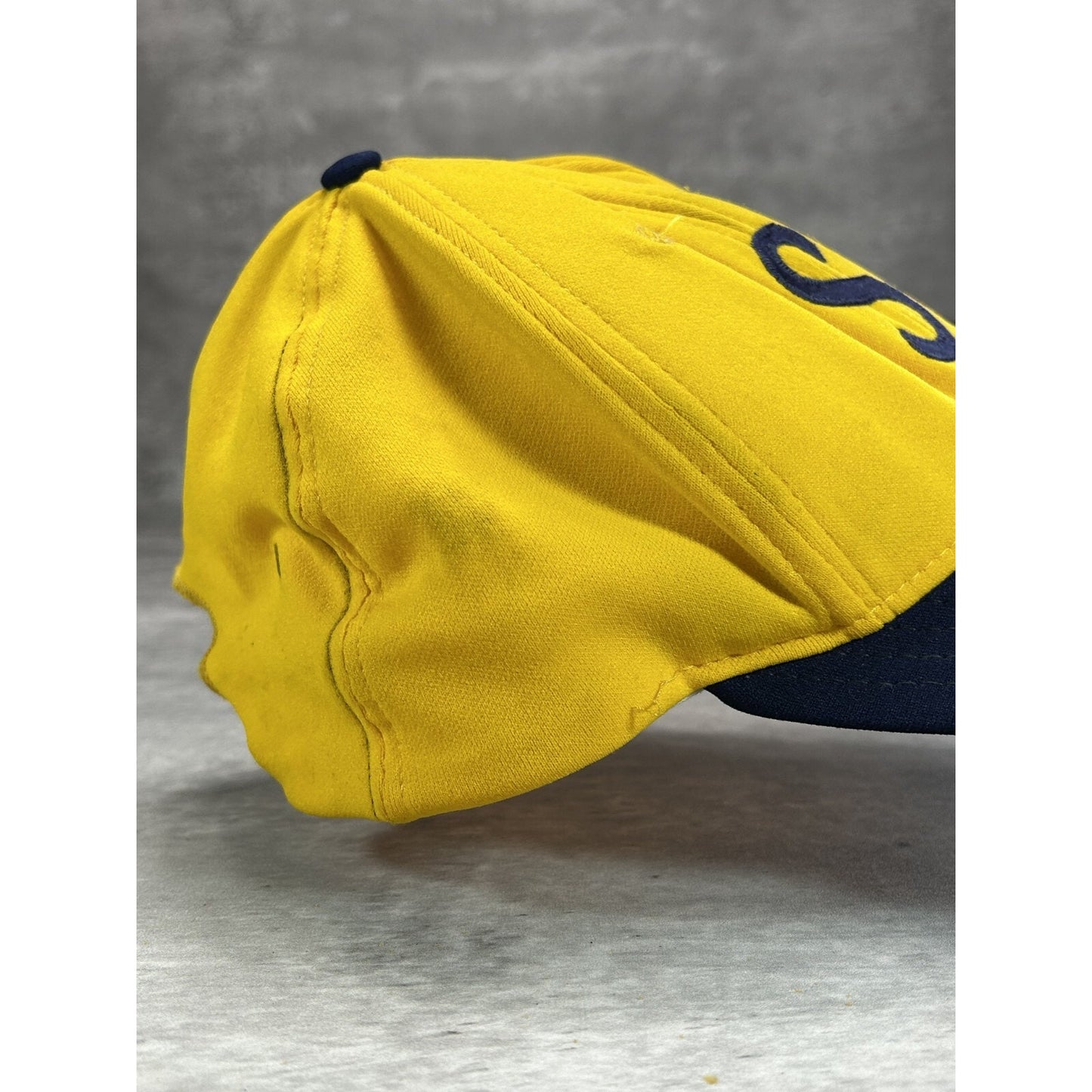 Vintage 1980s Embroidered S Two Tone Snapback Hat OSFA Yellow/Navy Blue