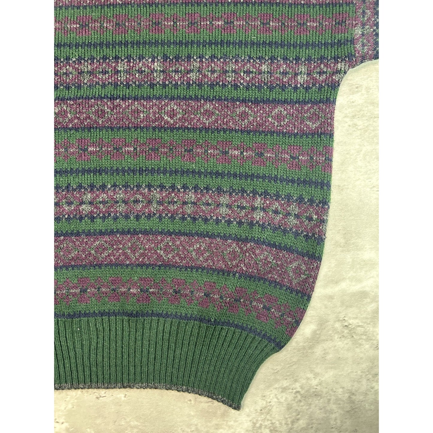 Vintage 90s Abstract Striped Pullover Ribbed Knit Sweater Size Medium