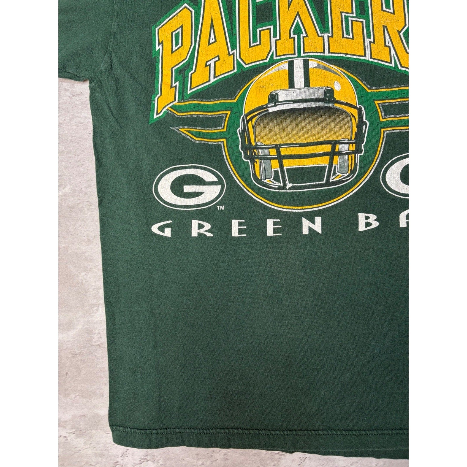 Vintage 1995 Green Bay Packers NFL Helmet Graphic Football T-Shirt Size Large