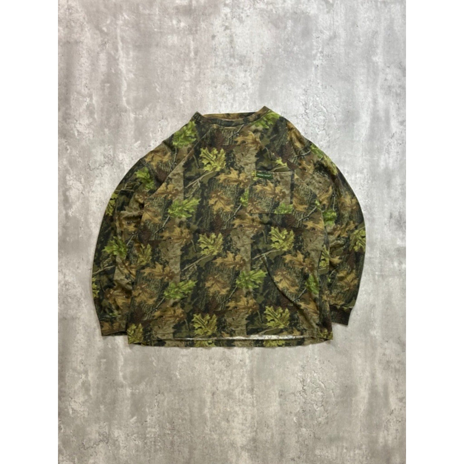Vintage 90s Nunavut Hunter Tree Camo Hunting Long Sleeve T-Shirt Size Large