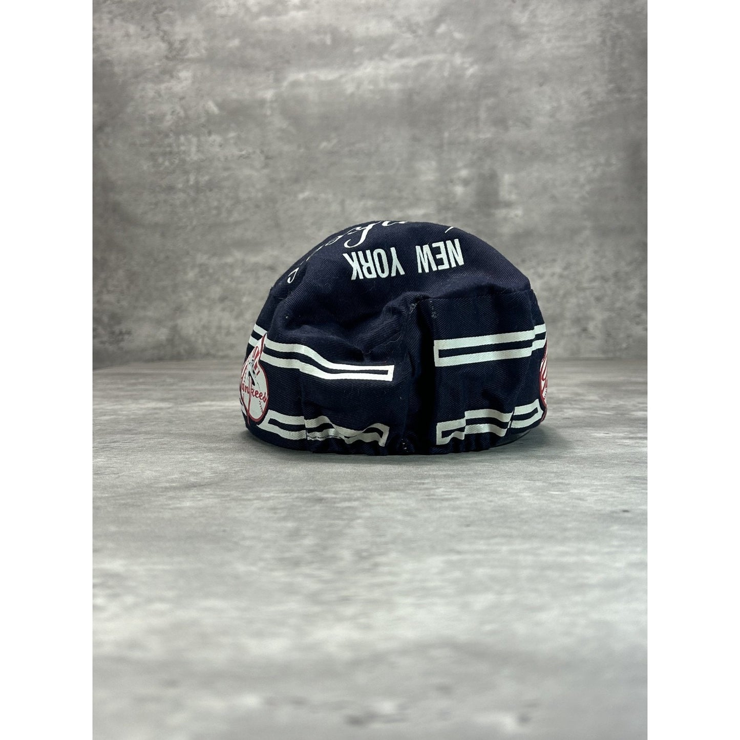 Vintage 80s/90s New York Yankees MLB Graphic Logo Baseball Snapback Hat OSFA
