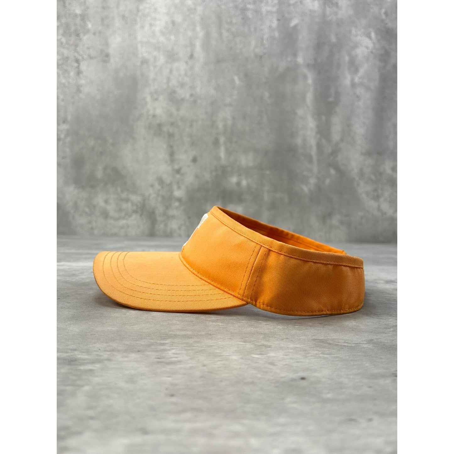 Vintage Tennessee Volunteers NCAA Embroidered Logo Strapback Visor OSFA