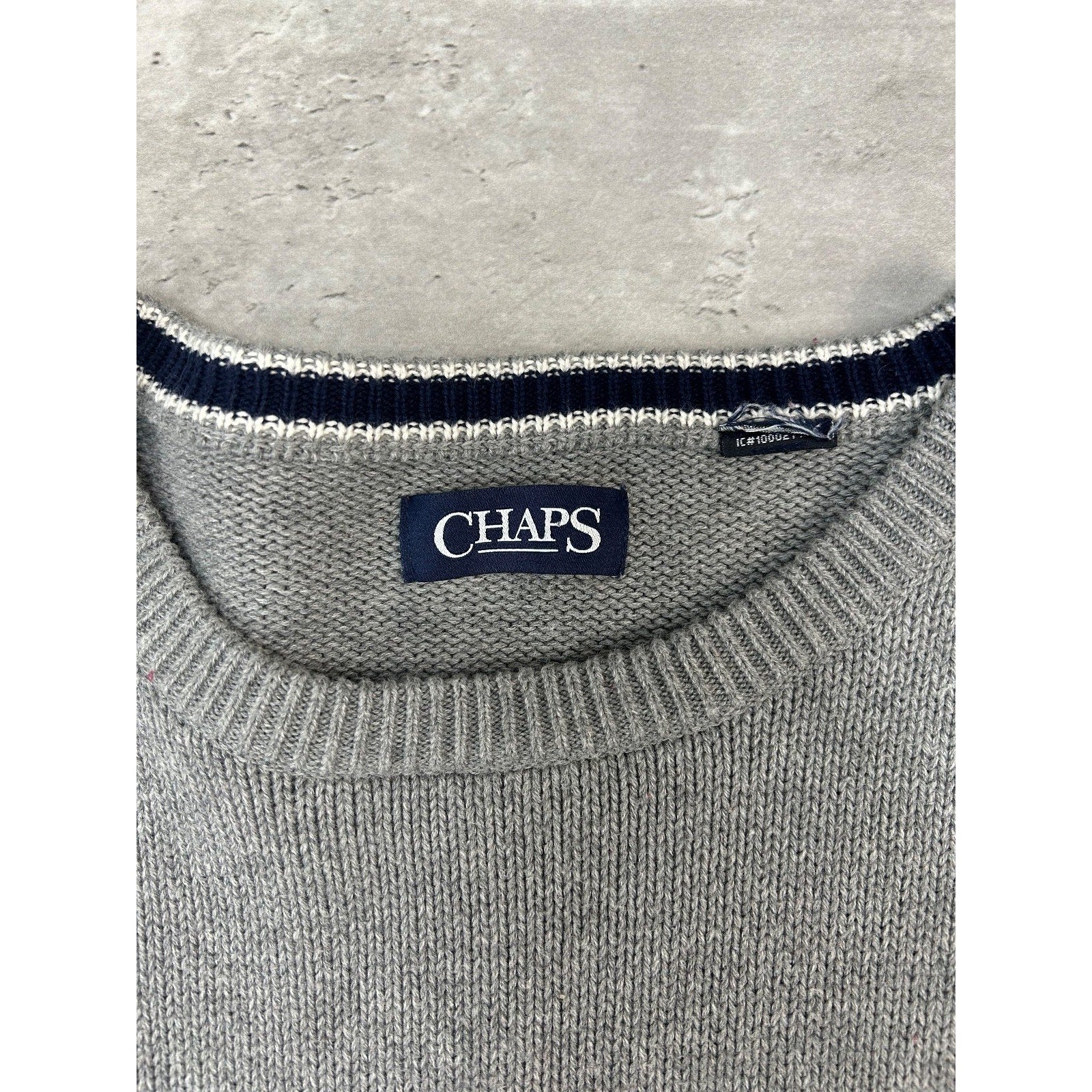 Vintage Chaps Embroidered Crest Pullover Ribbed Knit Sweater Size XL Gray