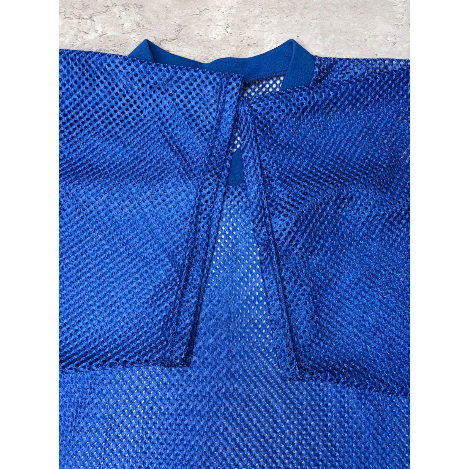 Vintage 90s Blank Loose Mesh Cropped Warm Up Football Jersey Size L/XL