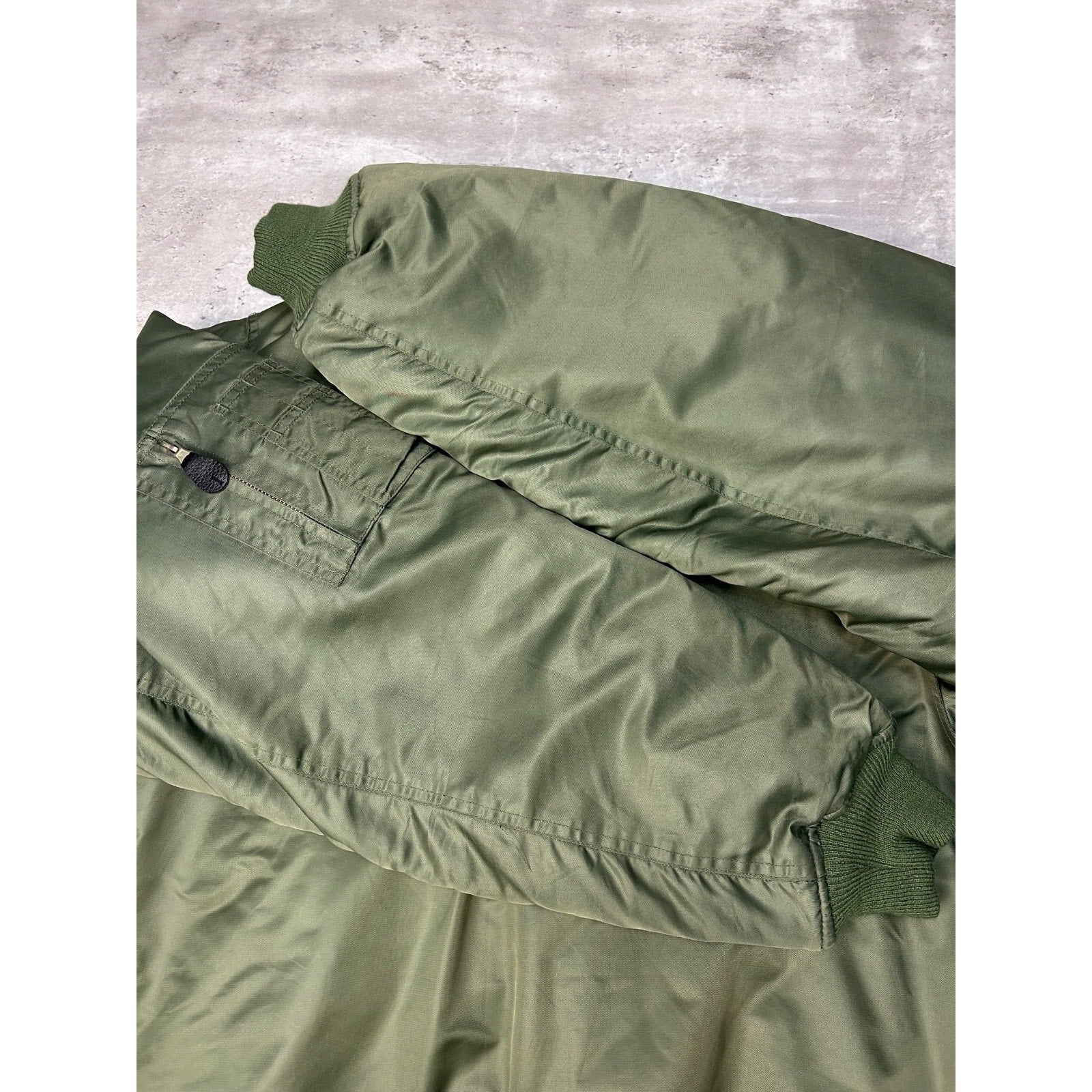 Vintage 80s/90s US Military Insulated Full Zip Pilots Bomber Jacket Size XL