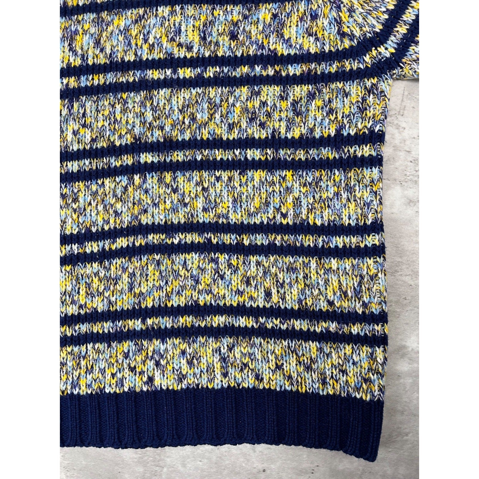 Vintage Abstract Striped Pullover Ribbed Knit Sweater Size Medium
